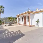 Вилла Conchi Фрихилиана