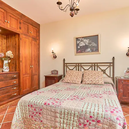 Conchi Villa